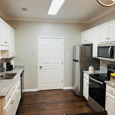 Stylish And Cozy Retreat Villa Buford Bagian luar foto