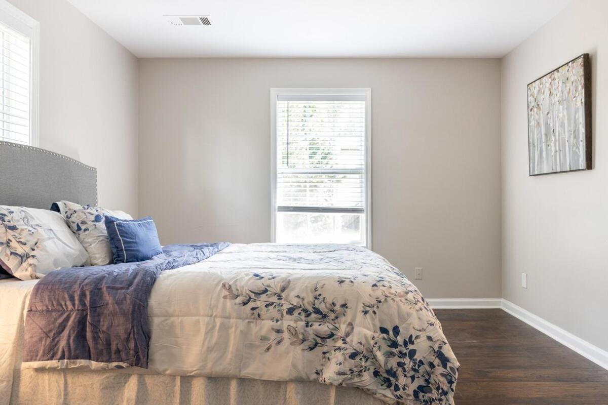 Stylish And Cozy Retreat Villa Buford Bagian luar foto